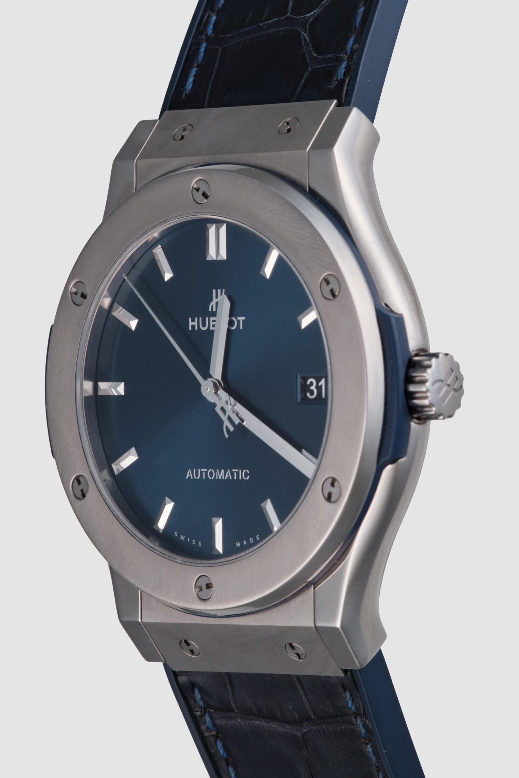 hublot_ClassicFusionBlue_HUB12112401DP_r