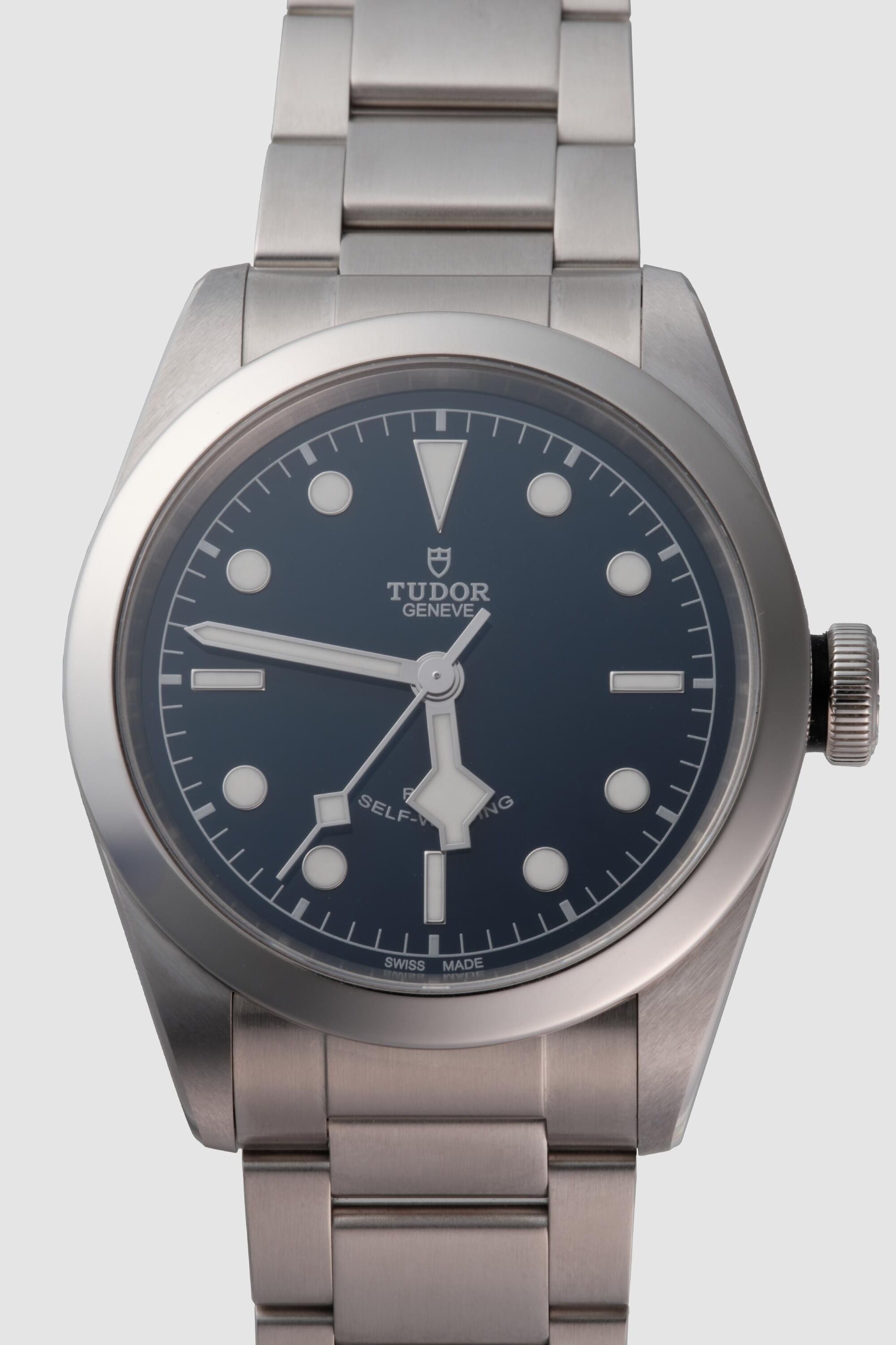 Tudor_BB41Blue_TUD06122404DP_f