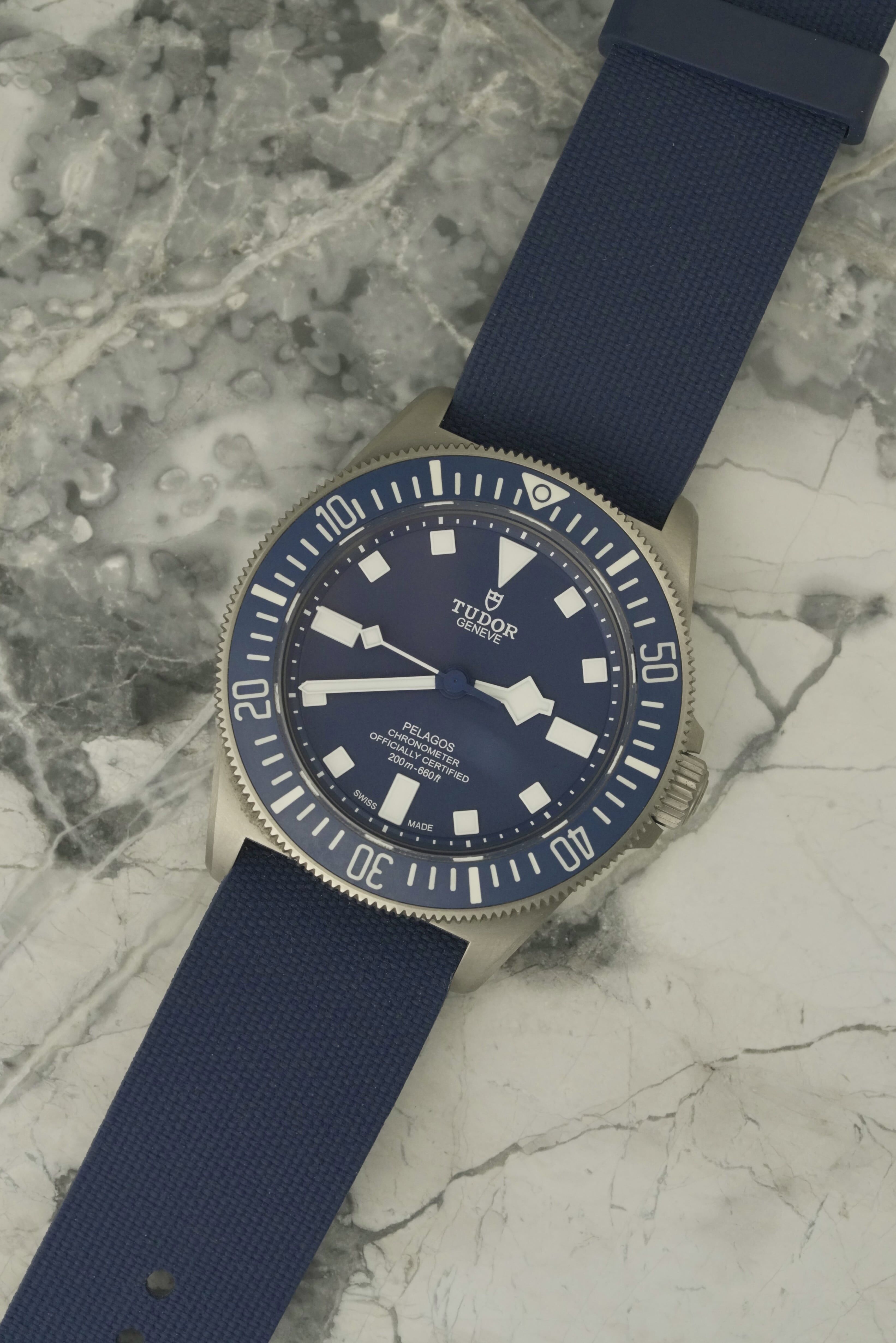 TUD04102402DP - Pelagos FXD Blue 002