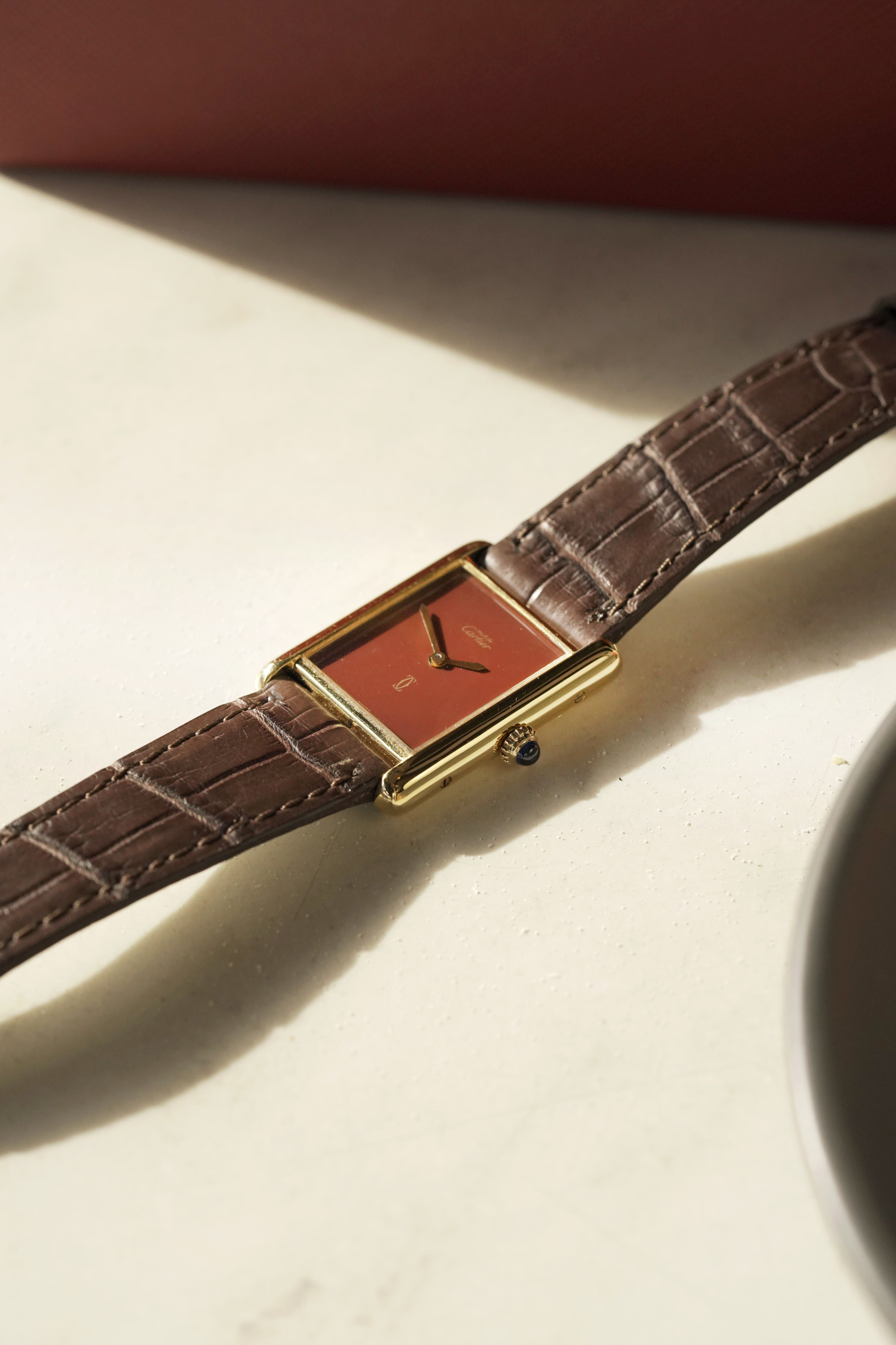 Cartier-Tank Must LM Red-002-min
