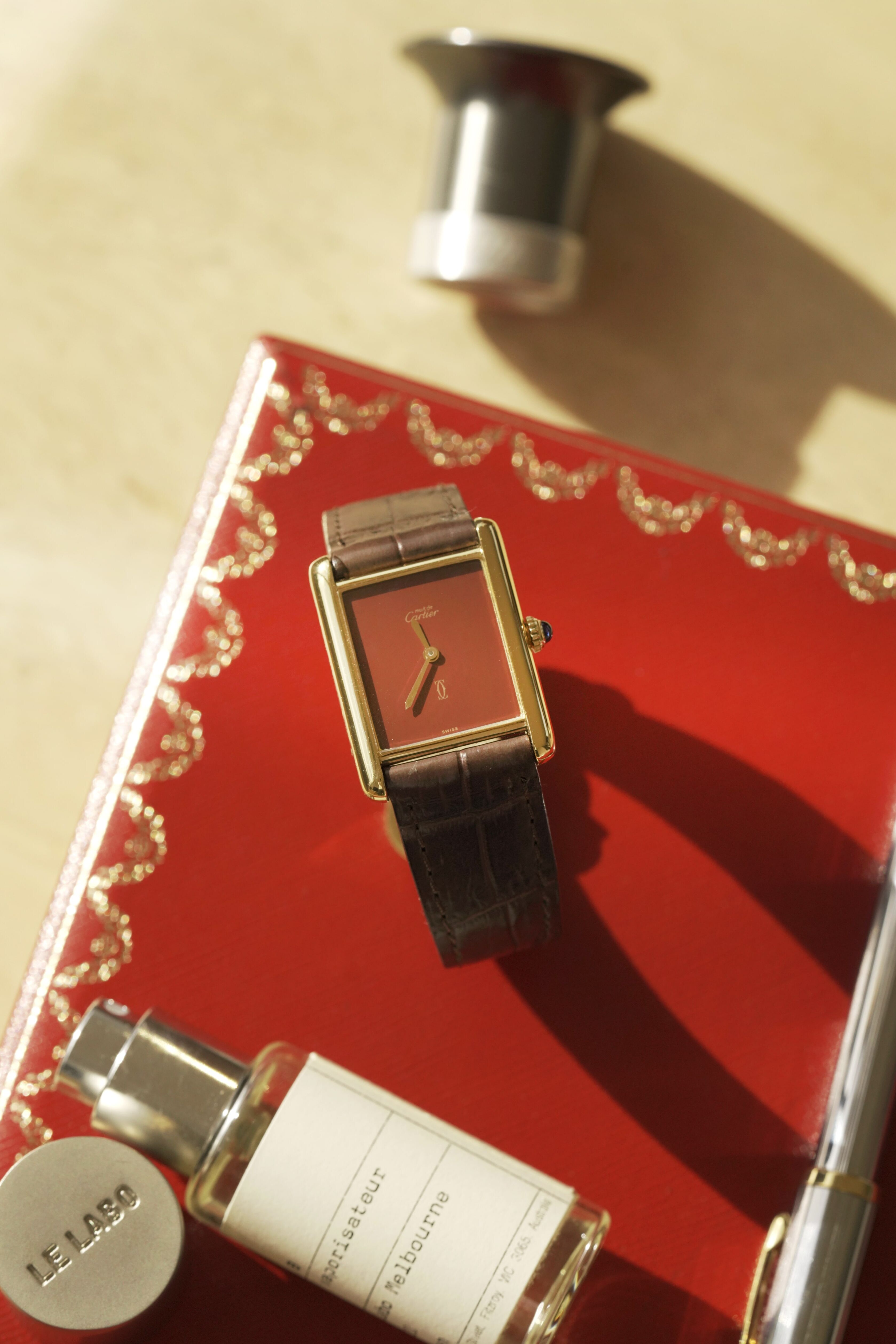 Cartier-Tank Must LM Red-004-min