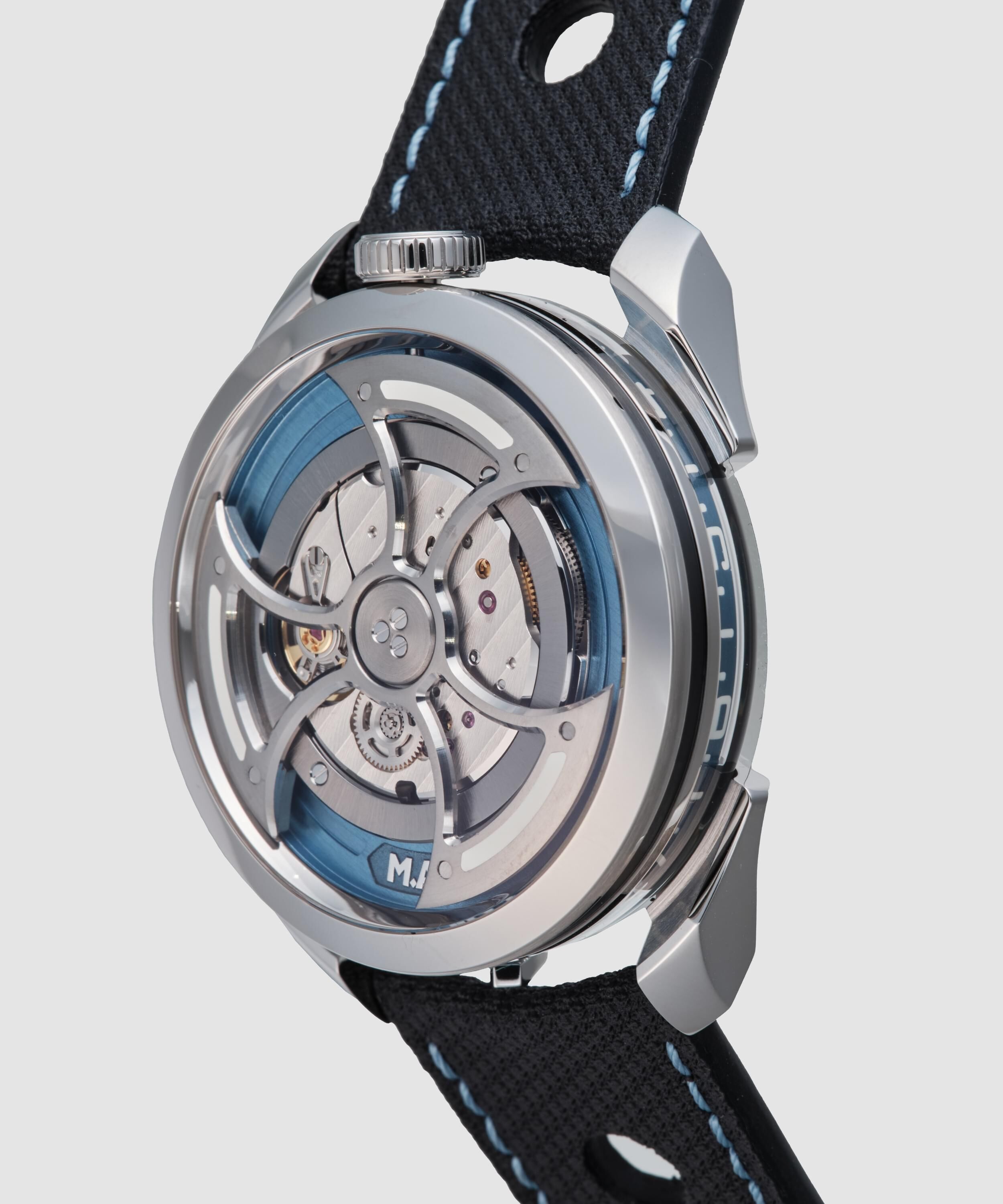 MB&F_Mad1Blue_MBF25112403CM_r