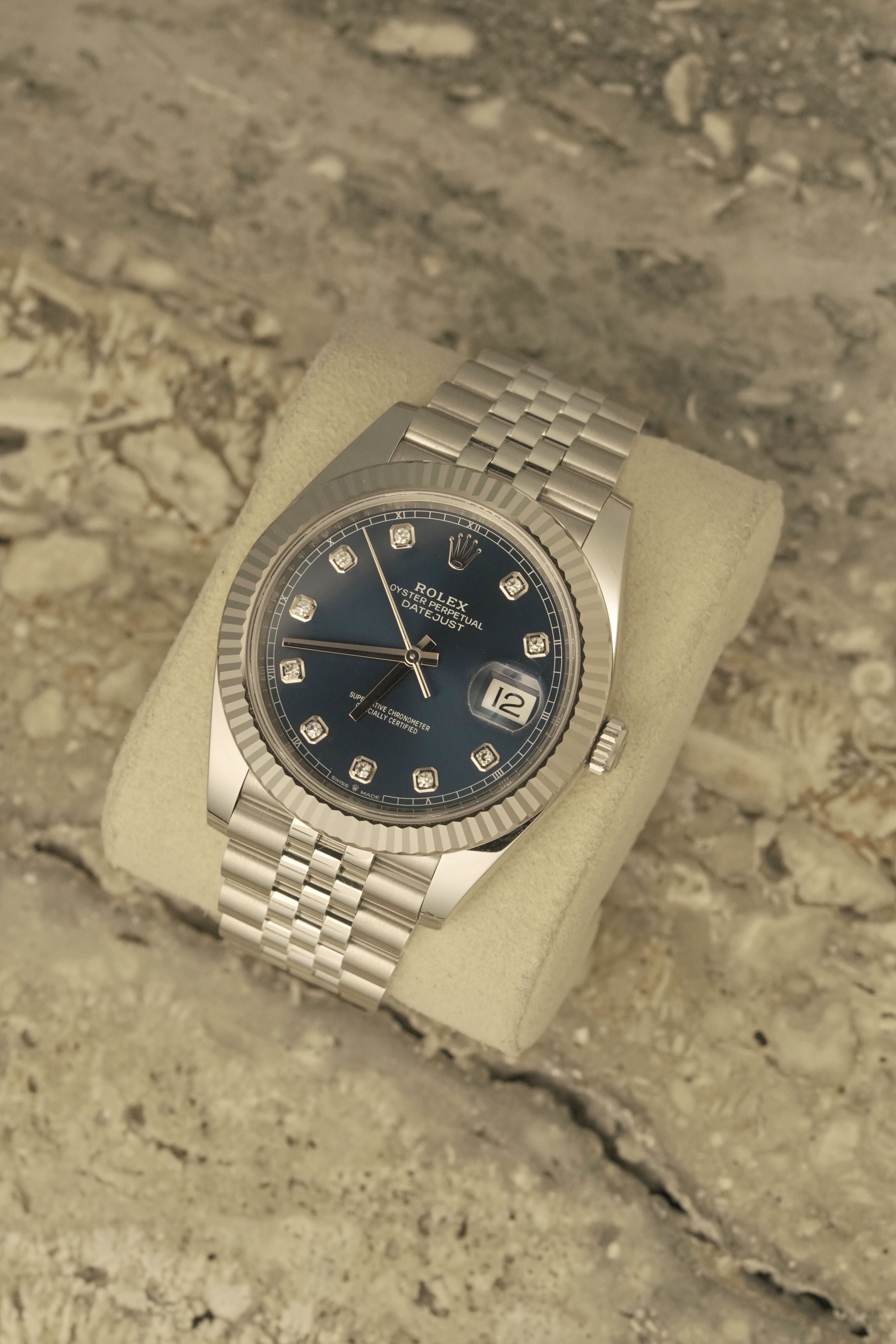 ROL13092401DP - Datejust 41 Blue Fluted Jub Diamond Dial 002