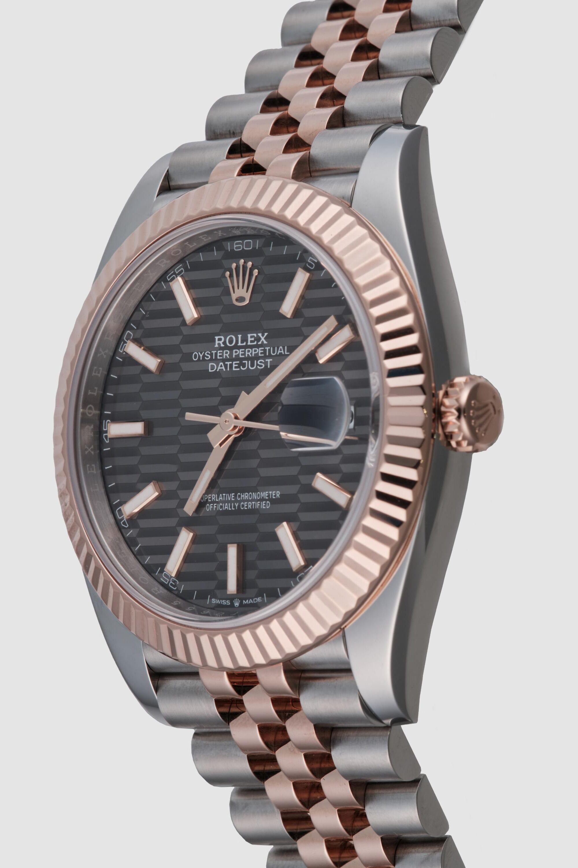 Rolex_DJ41TTRGGreyMotif_ROL11012401CM_r