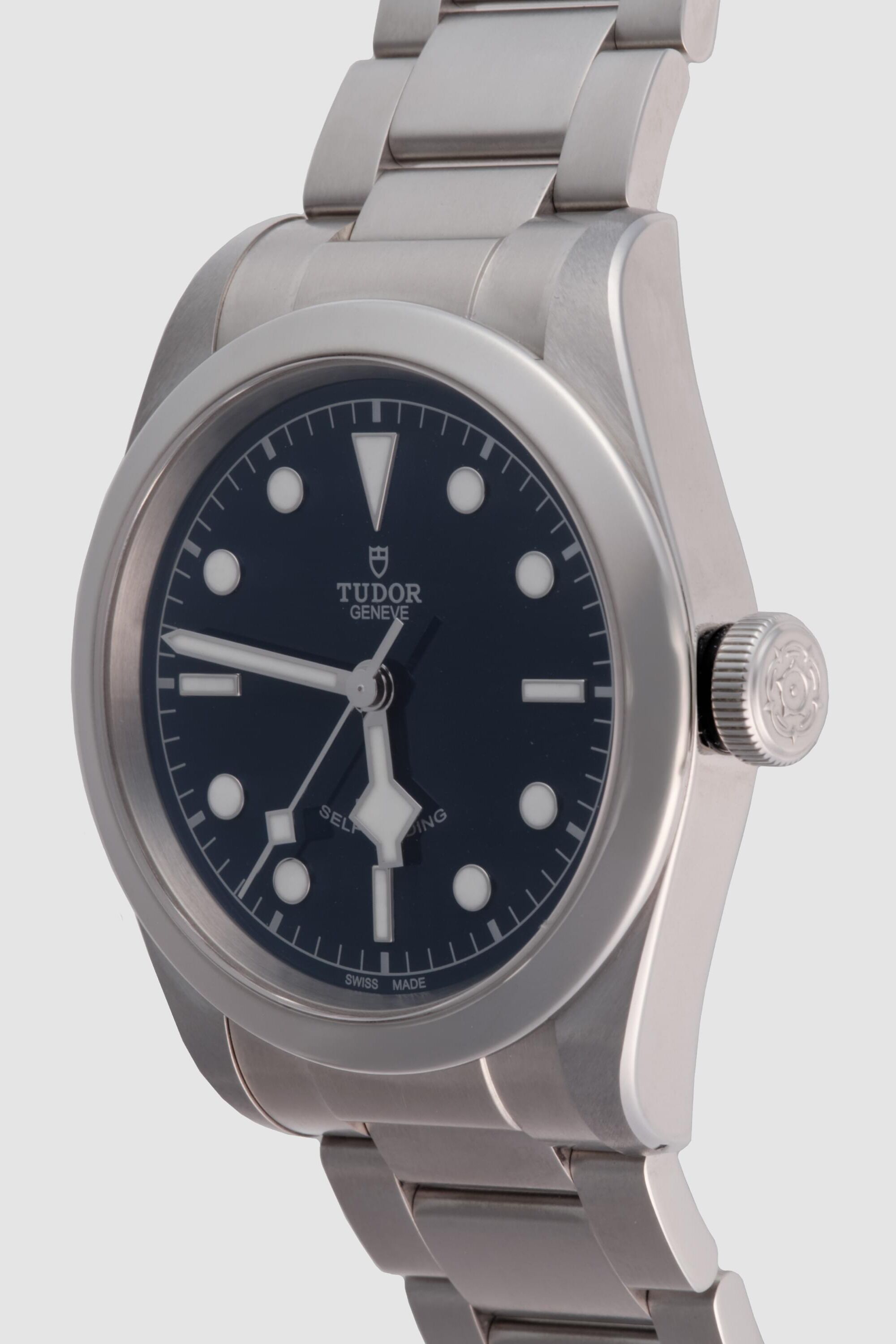 Tudor_BB41Blue_TUD06122404DP_r