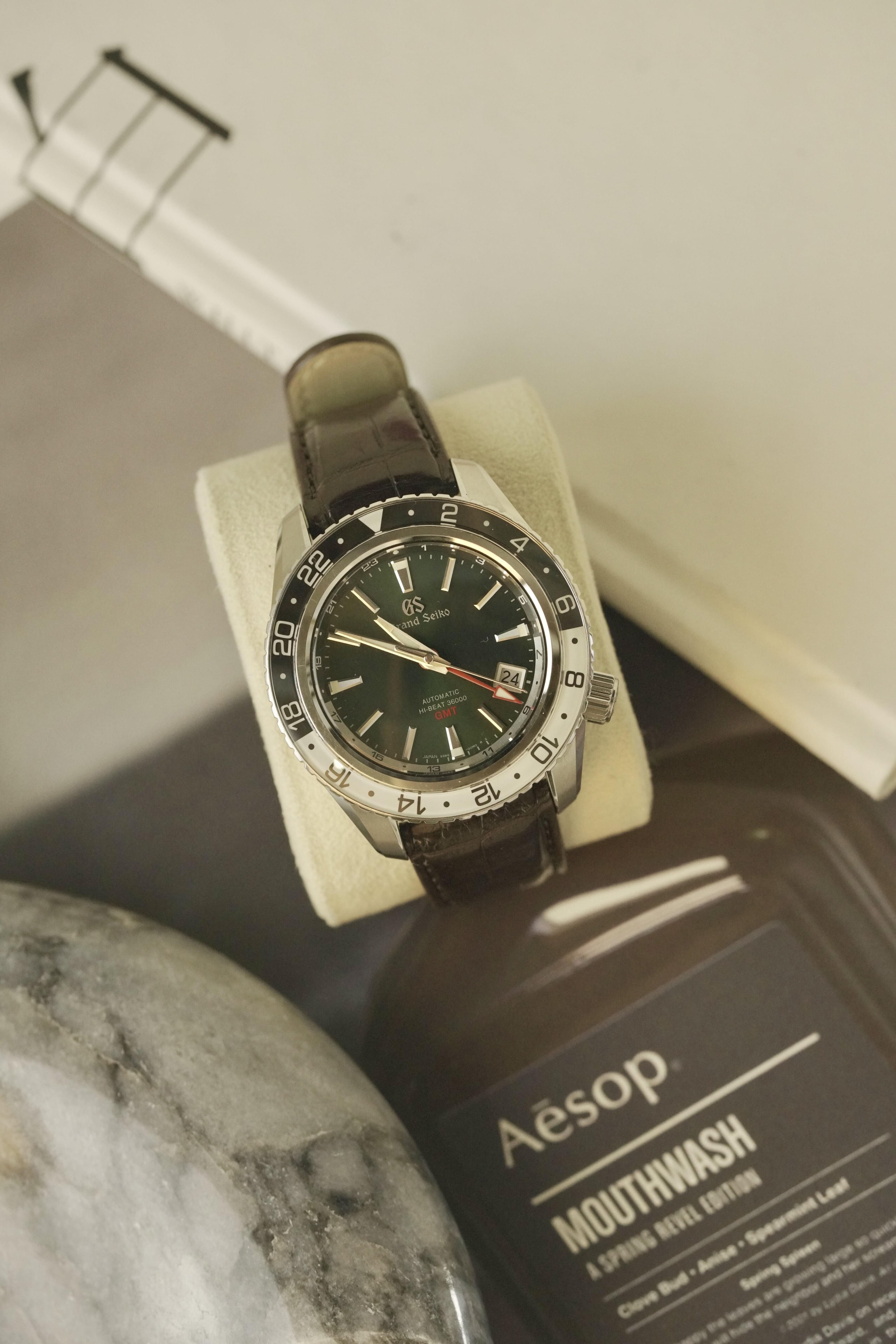 GRA09052401DP - Sport Collection GMT Olive 003