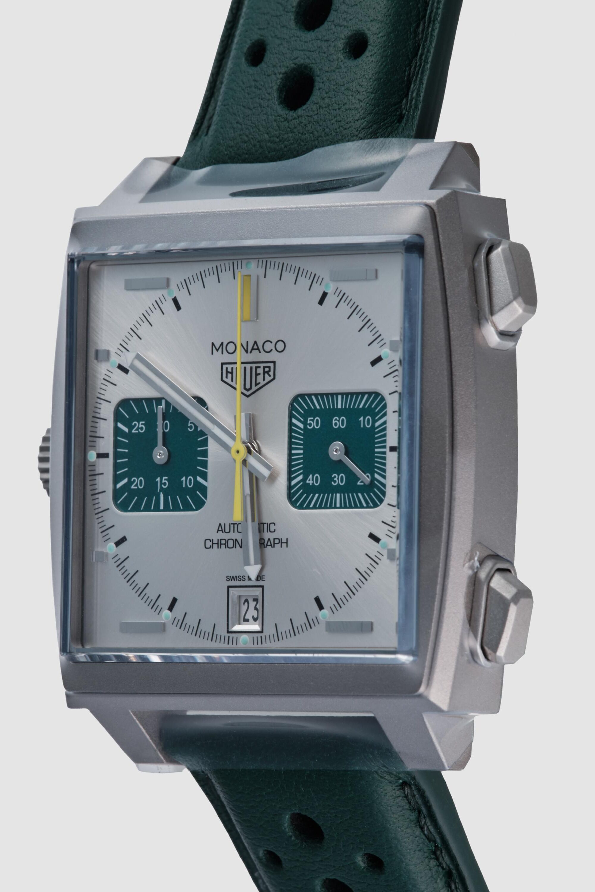 TagHeuer_MonacoGreen_TAG19112401CM_r