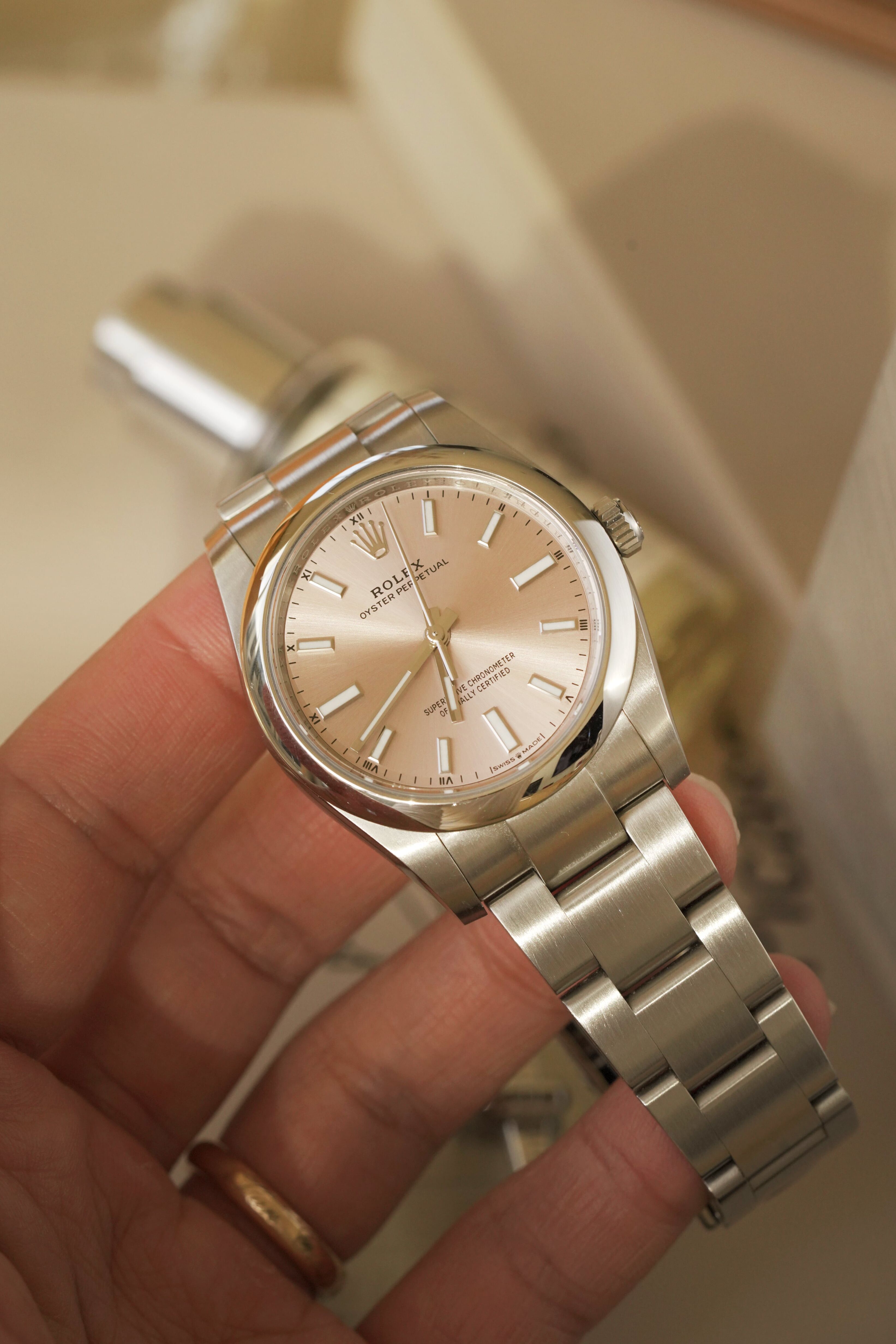 Rolex-Oyster Perpetual 34 Pink-009-min
