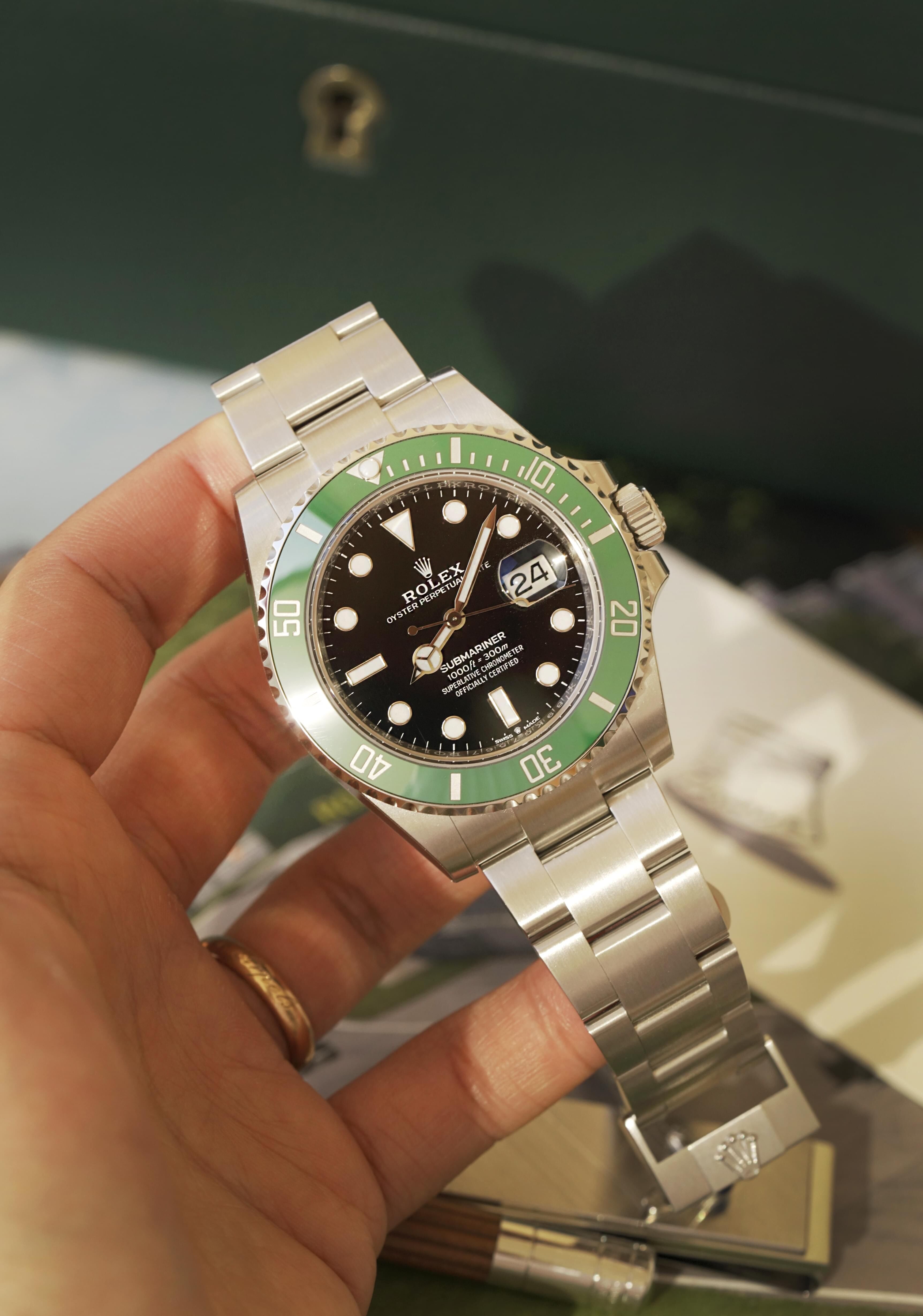 Rolex-Submariner 126610LV Starbucks-012