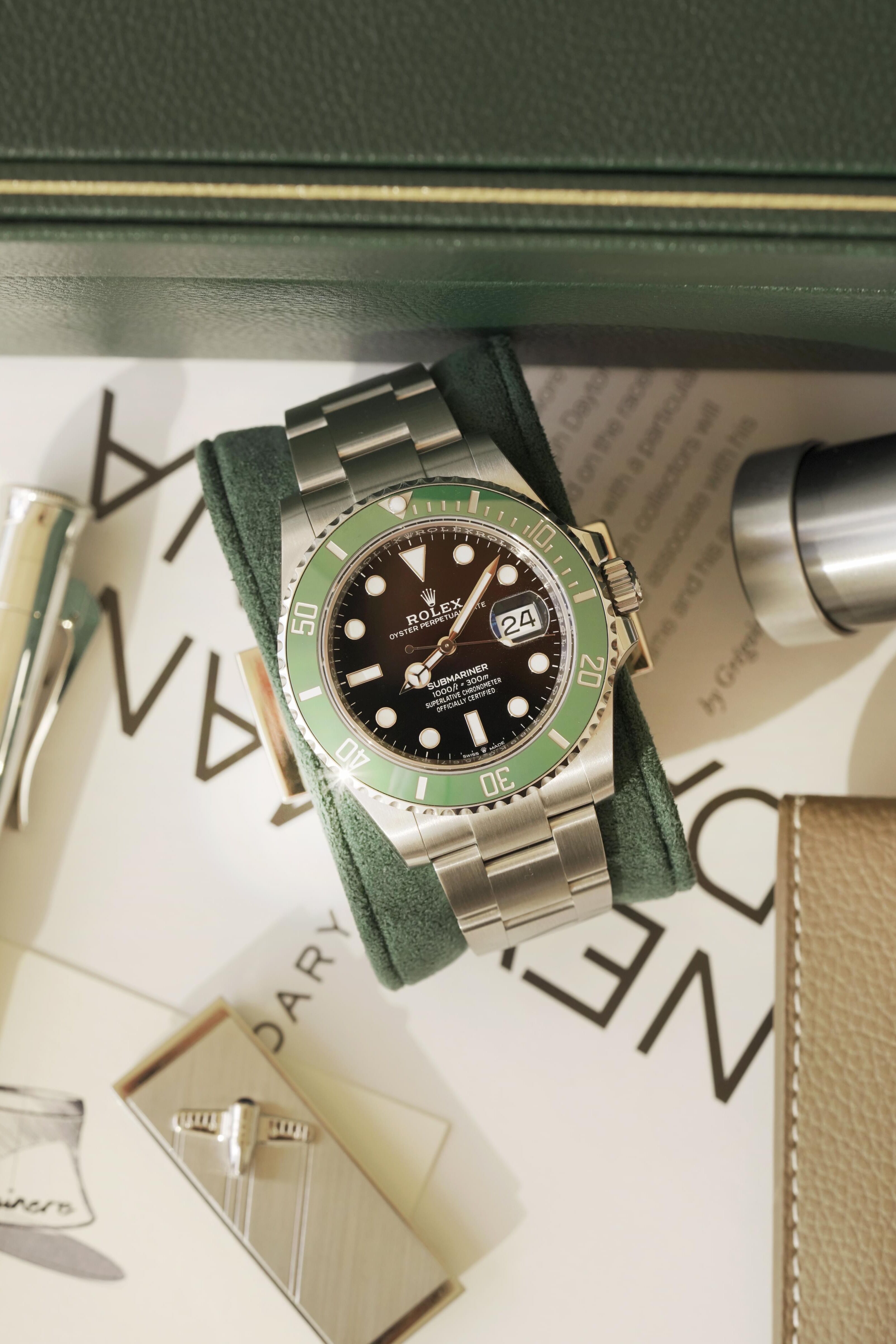 Rolex-Submariner 126610LV Starbucks-008