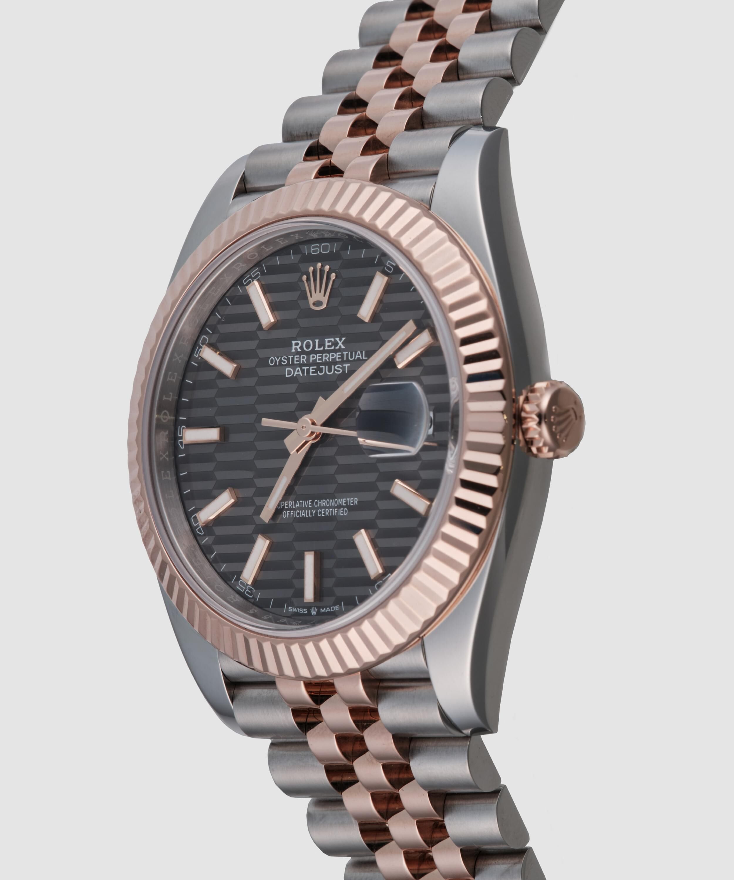 Rolex_DJ41TTRGGreyMotif_ROL11012401CM_r