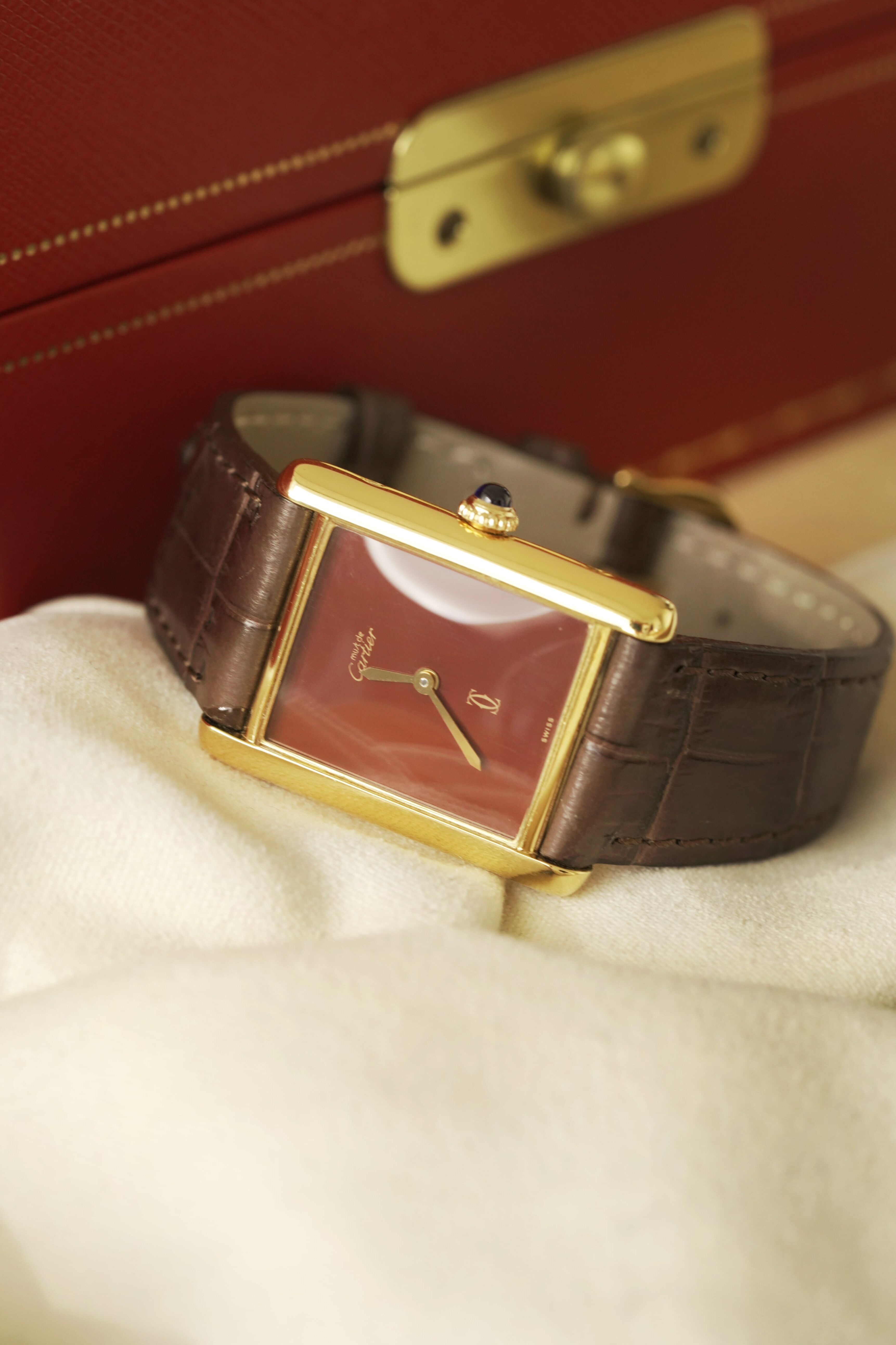 Cartier-Tank Must LM Red-007-min