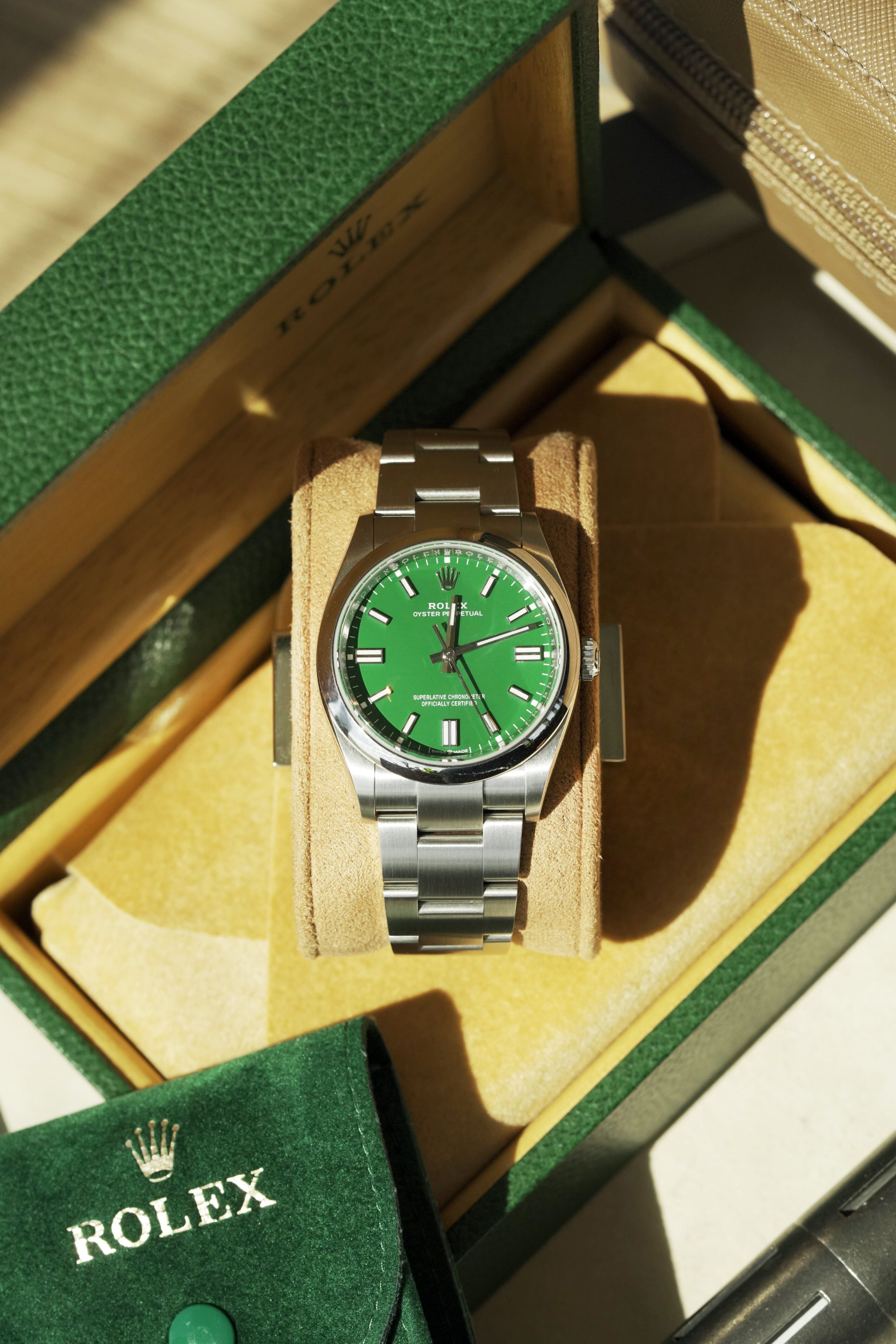 ROL02102302DP - Oyster Perpetual 36 Green - 126000-006-min-min